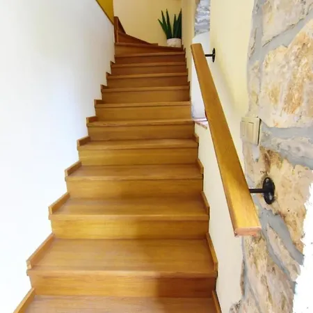 Apartment Klimatisierte In Tar Mit Terrasse, Grill Und Garten *